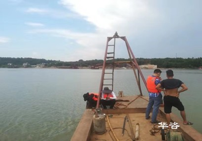 湖南華咨航評團(tuán)隊高效完成107國道長沙市段跨越瀏陽河大橋項(xiàng)目水下地形圖測量工作